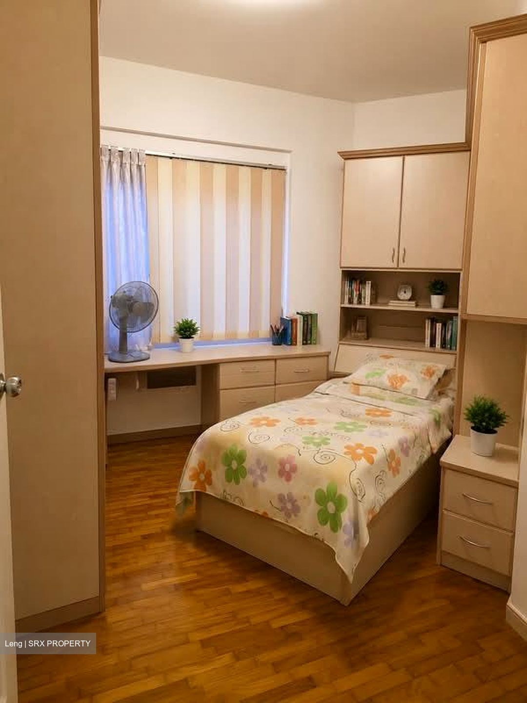 Stratford Court (D16), Condominium #562367131